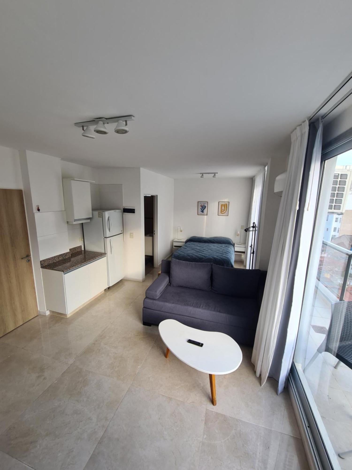 Apartamento Departamento Amplio Piso Alto Balcon Muy Luminoso En San Telmo 93 Ciudad Autónoma de Buenos Aires