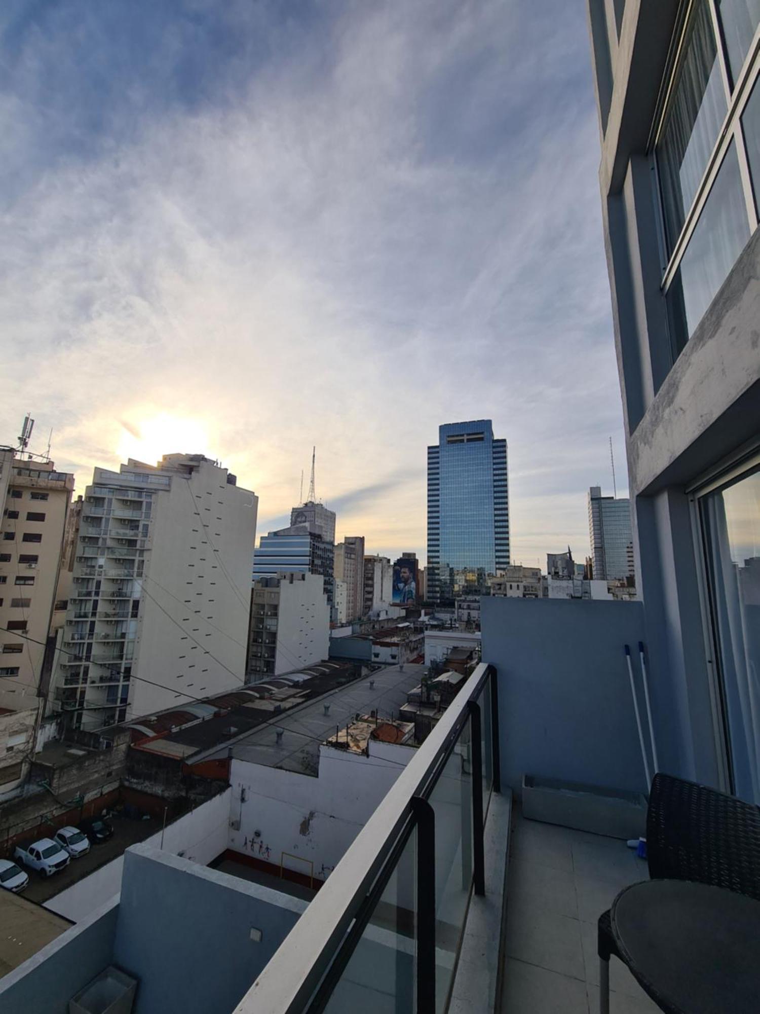 Departamento Amplio Piso Alto Balcon Muy Luminoso En San Telmo 93 Ciudad Autónoma de Buenos Aires