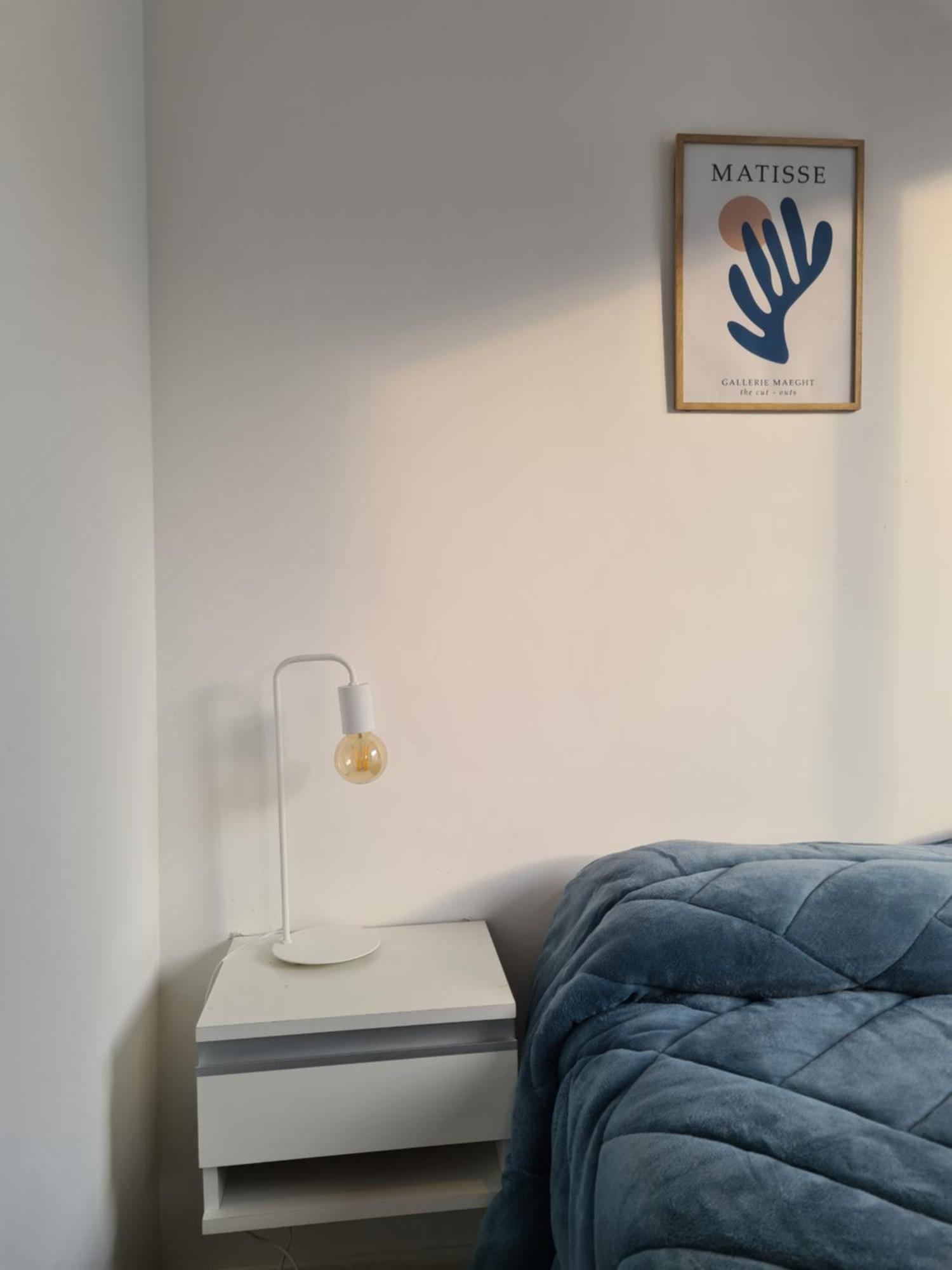 Apartamento Departamento Amplio Piso Alto Balcon Muy Luminoso En San Telmo 93