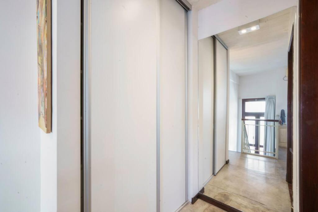 Apartamento Beautiful Loft With Garden View With Service