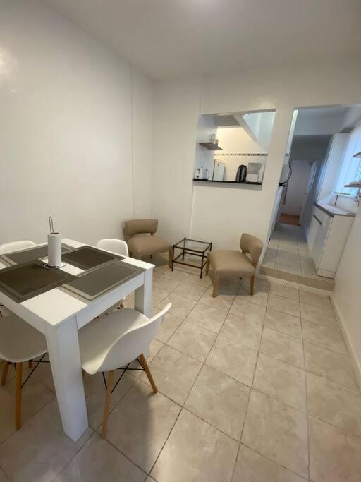 En Recoleta Centro De La Ciudad De Apartamento Ciudad Autónoma de Buenos Aires