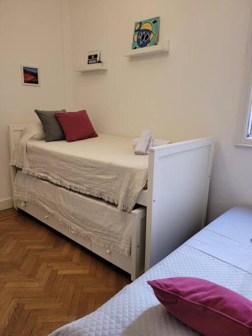 Apartamento Amplio Dpto Para 5 Con Lavarropas Frente Al Congreso Nacional Ciudad Autónoma de Buenos Aires
