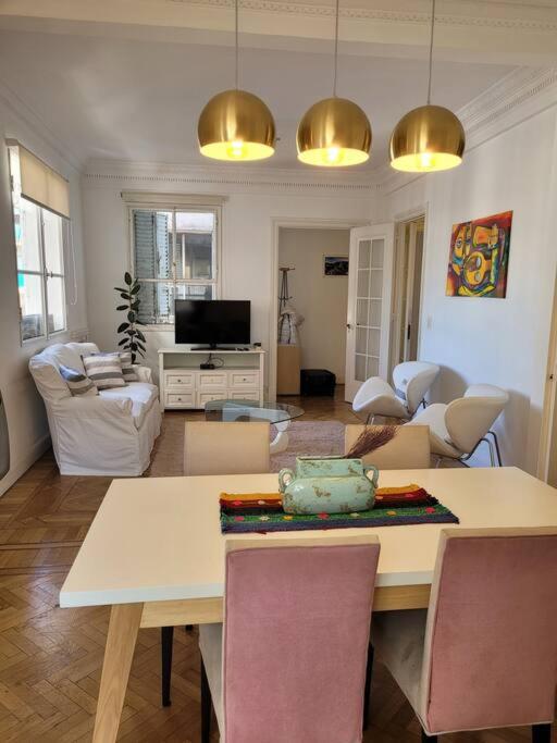Apartamento Amplio Dpto Para 5 Con Lavarropas Frente Al Congreso Nacional
