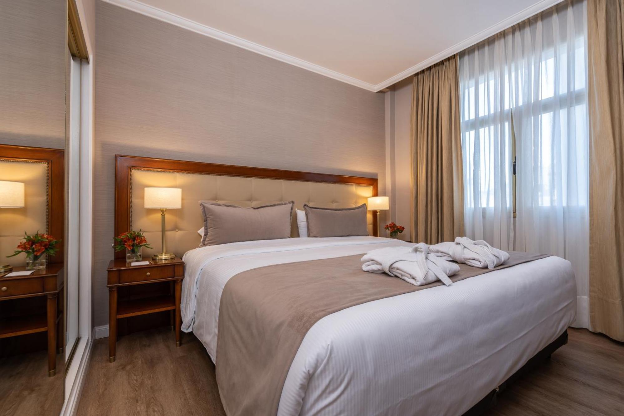 Hotel Intersur Recoleta 4*
