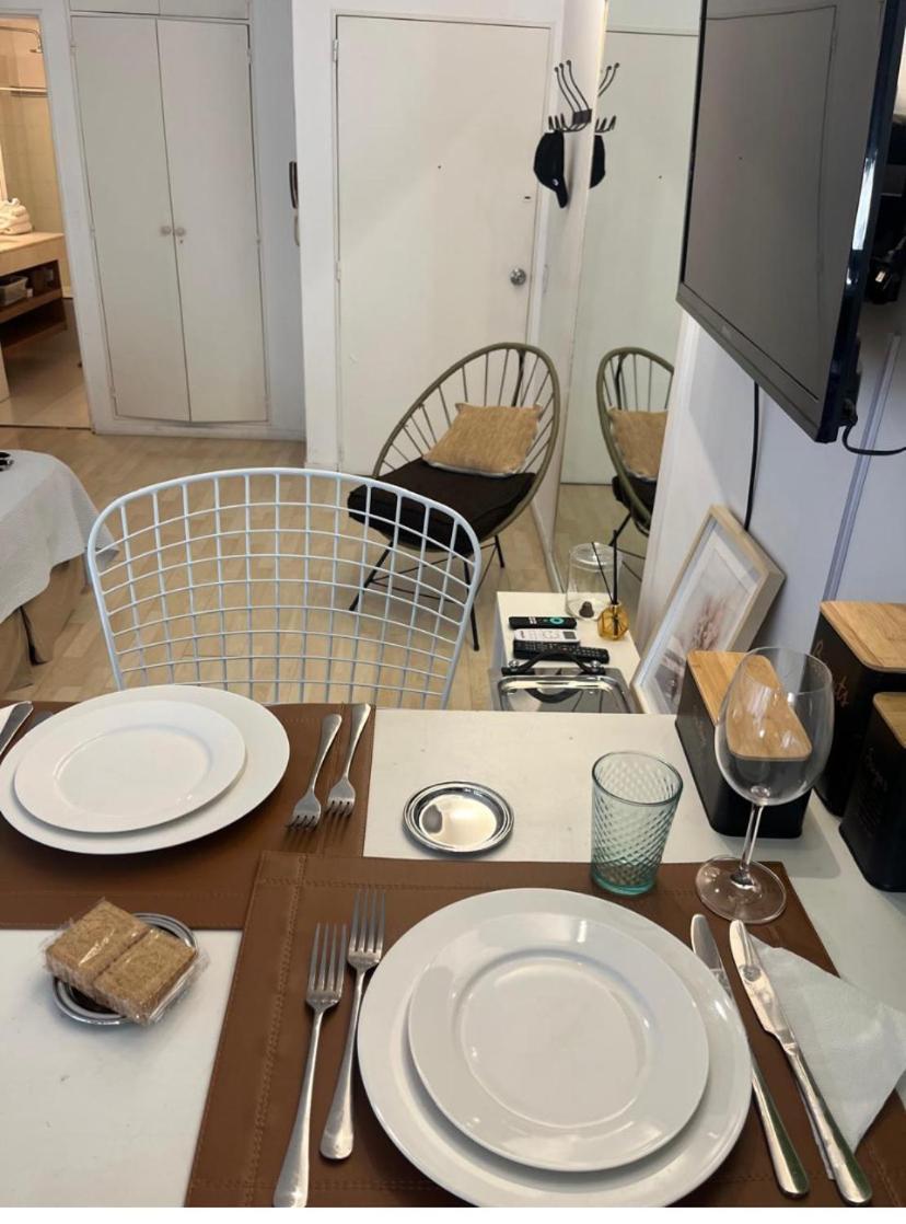Lovely And Quiet Studio In The Heart Of Recoleta Apartamento