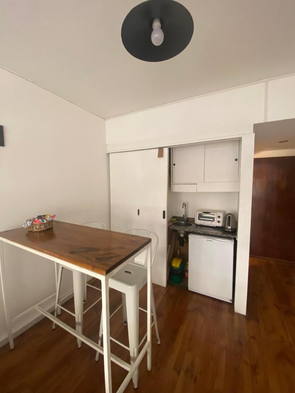 Monoambiente Esmeralda Con Seguridad Apartamento