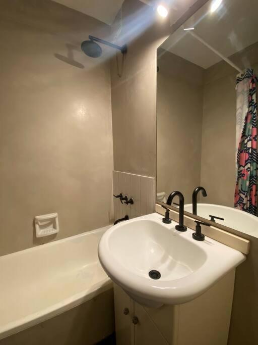 Apartamento In Trendy Location Of Palermo Buenos Aires