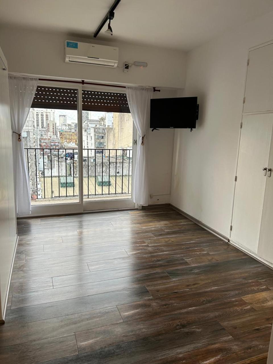 Departamento Corrientes Y Florida Apartamento Ciudad Autónoma de Buenos Aires