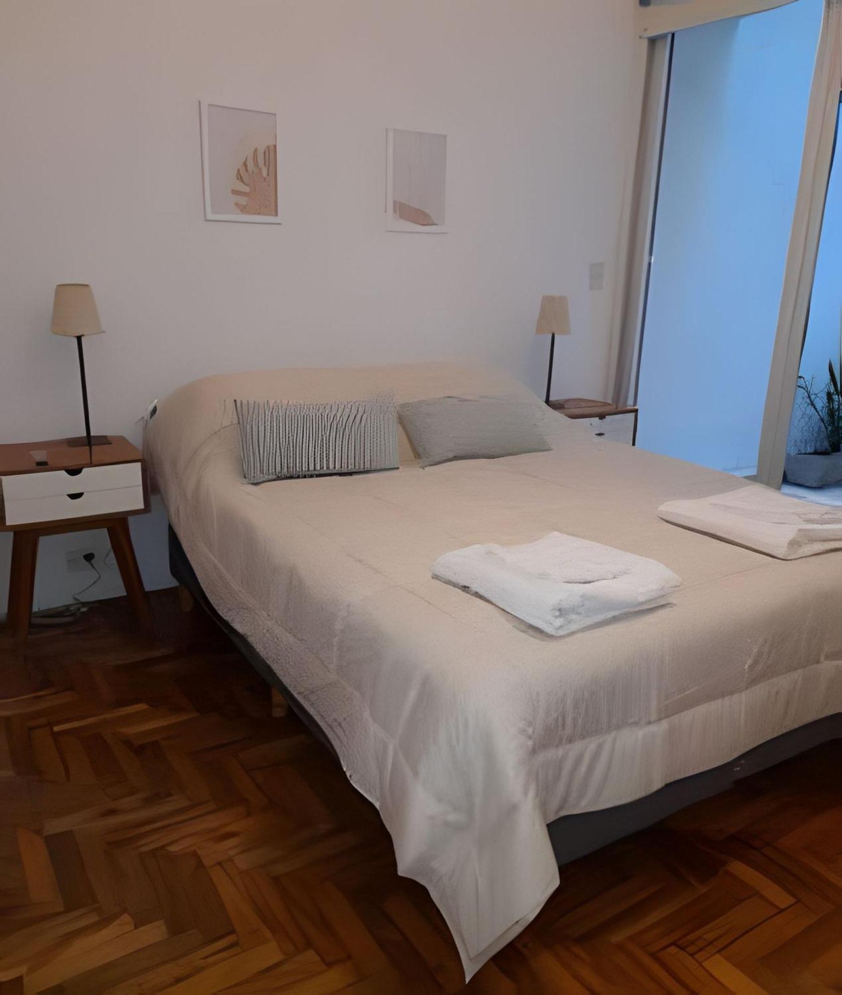 Moderno E Impecable. Recoleta. Apartamento *
