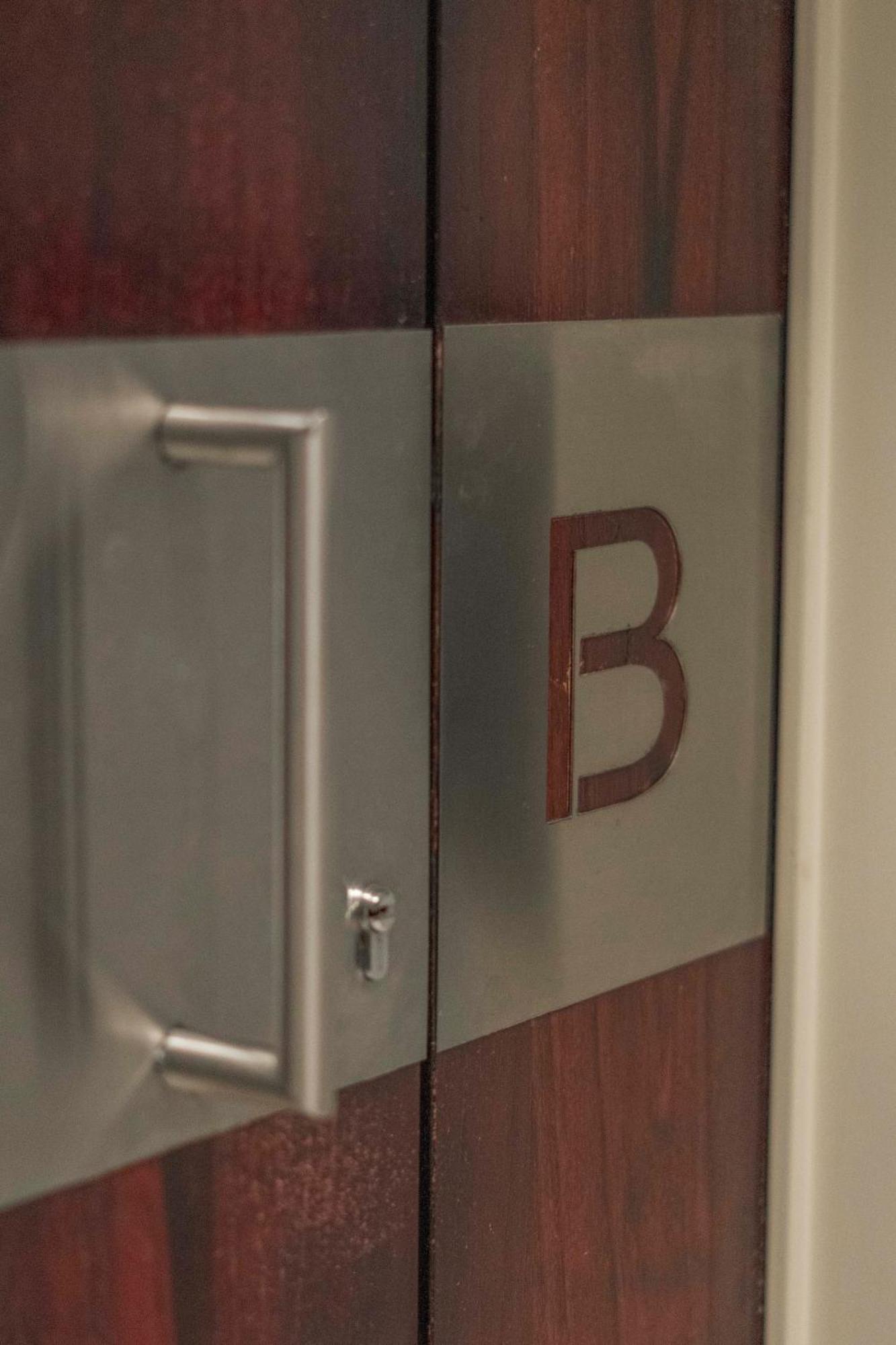 Apartamento Palermo Torre Topacio 2 Ambientes Premium Con Bano, Toilette Y Cochera *