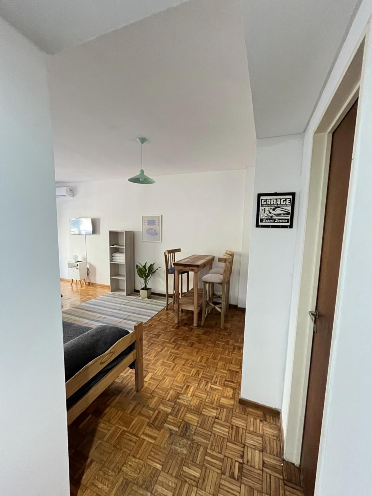 Lacroze Ba Apartamento *