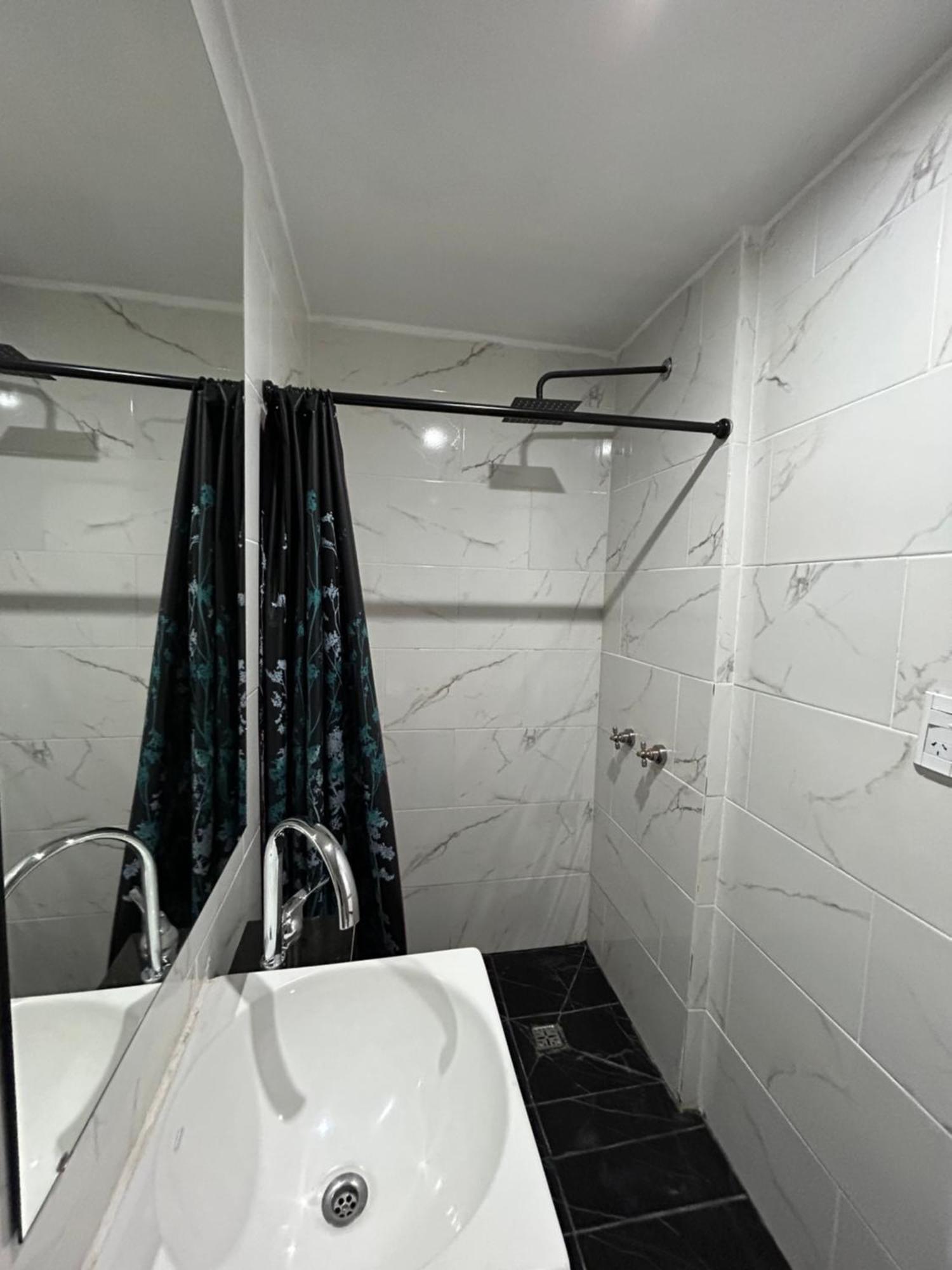 Apartamento Cordoba Departamento, A 200 Mts De Peatonal Florida Y A 200 Mts Av 9 De Julio *