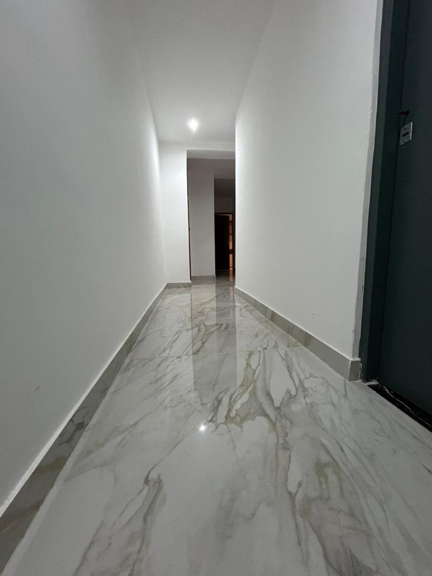 Cordoba Departamento, A 200 Mts De Peatonal Florida Y A 200 Mts Av 9 De Julio
