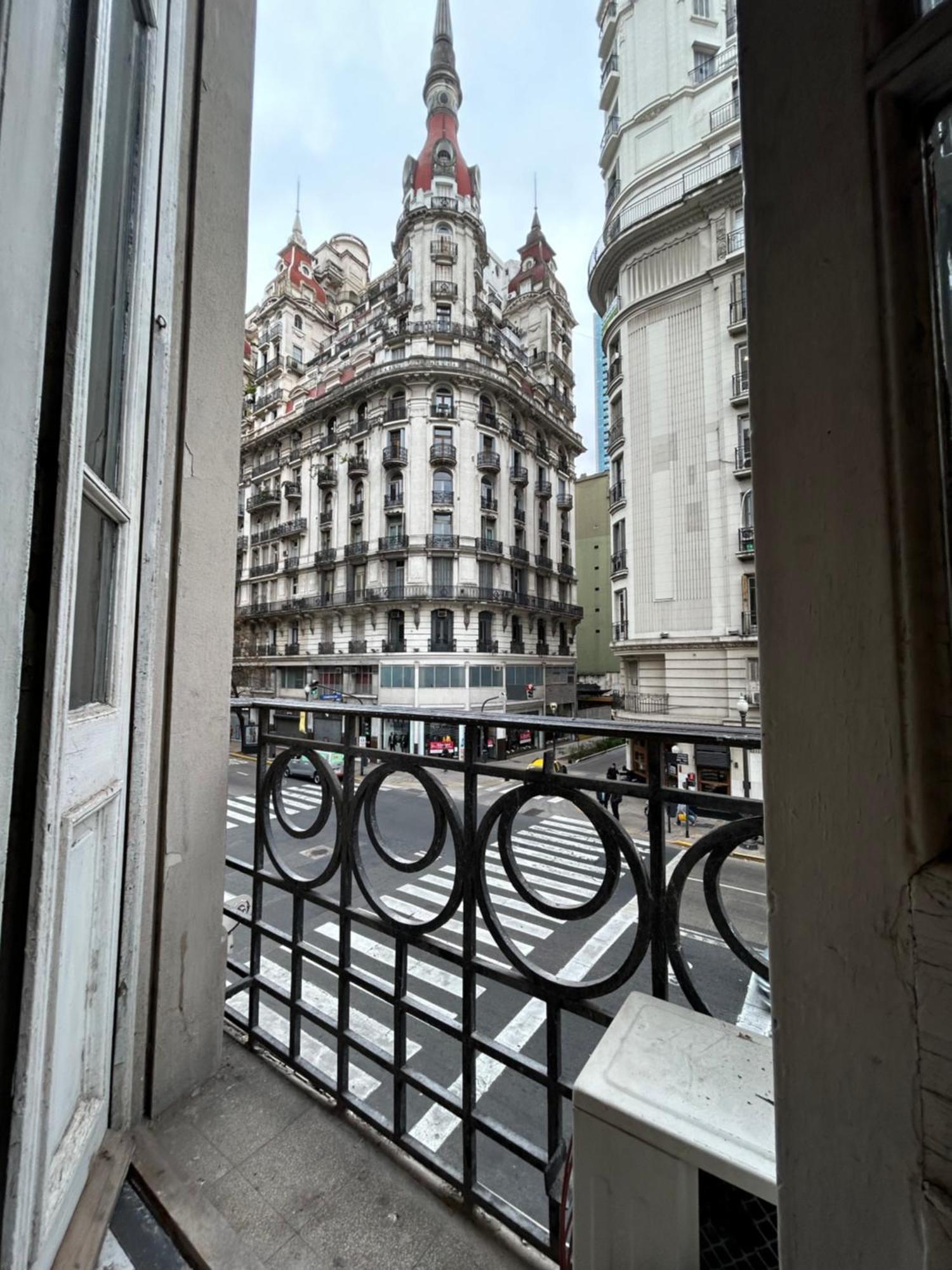 Cordoba Departamento, A 200 Mts De Peatonal Florida Y A 200 Mts Av 9 De Julio * Ciudad Autónoma de Buenos Aires