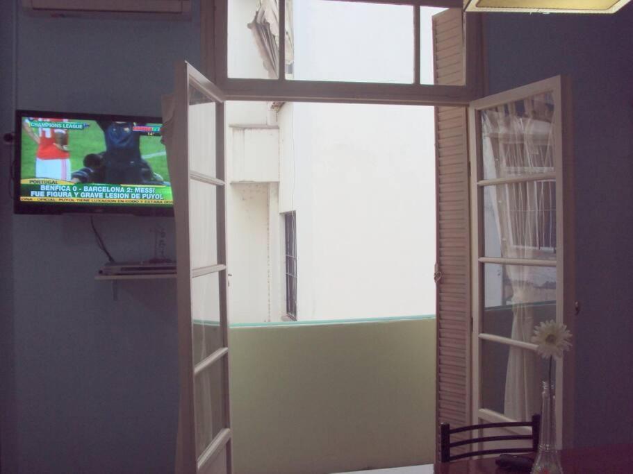 Departamento En El Centro De La Ciudad , Acogedor Luminoso, Wifi Y Servicios Incluidos
