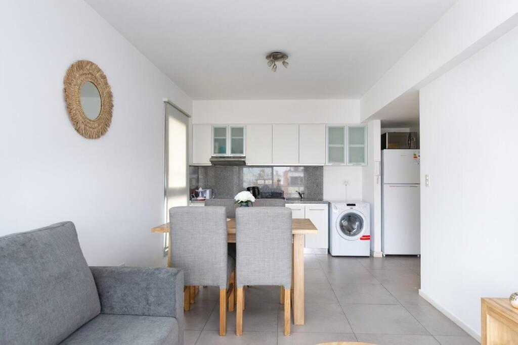 Luxury Tower With Pool & Gym Sleeps 4 Apartamento *