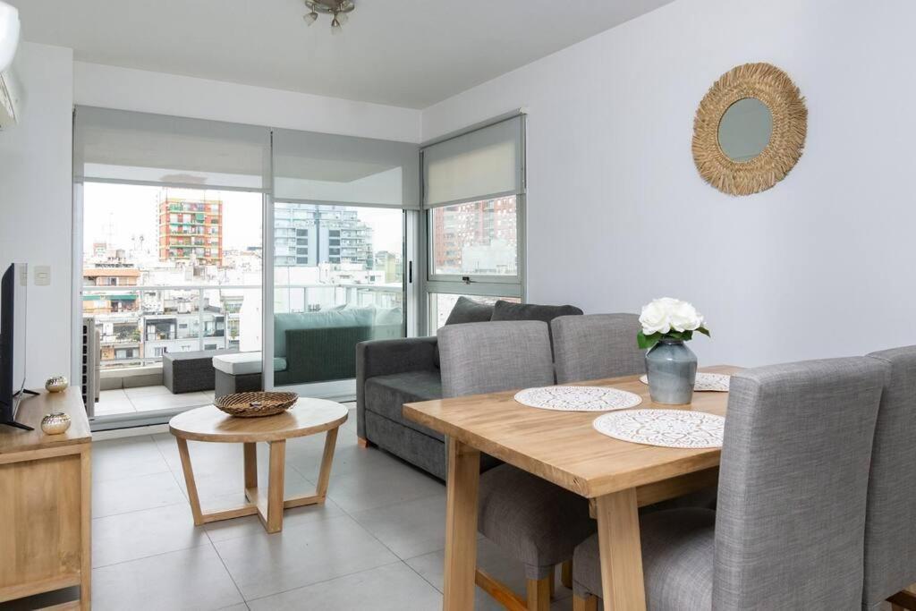Luxury Tower With Pool & Gym Sleeps 4 * Ciudad Autónoma de Buenos Aires