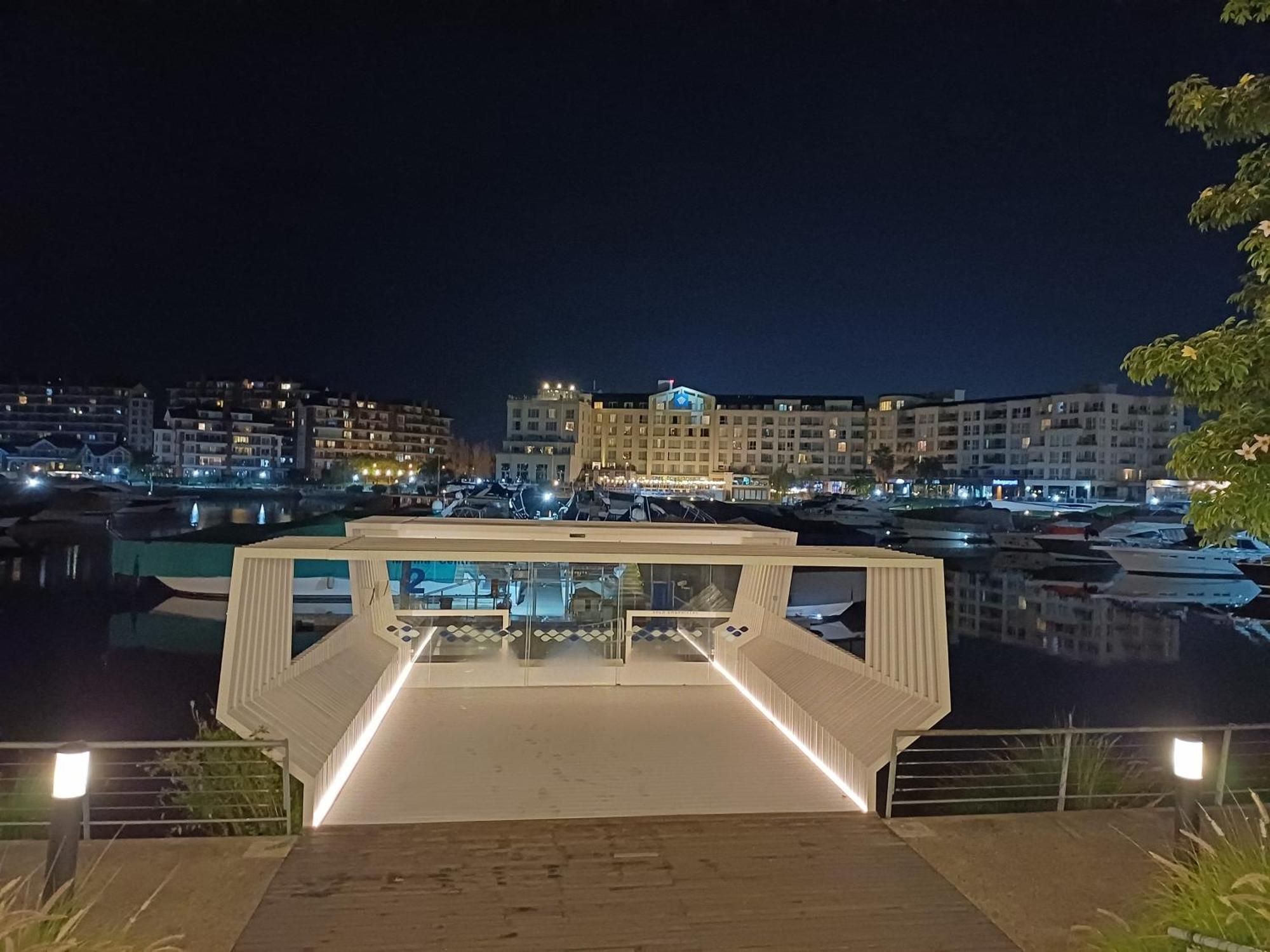 Departamentos Bahia Grande Nordelta Con Balcon Y Vista A La Bahia Piscina Opcional Arancelada!! Apartamento *