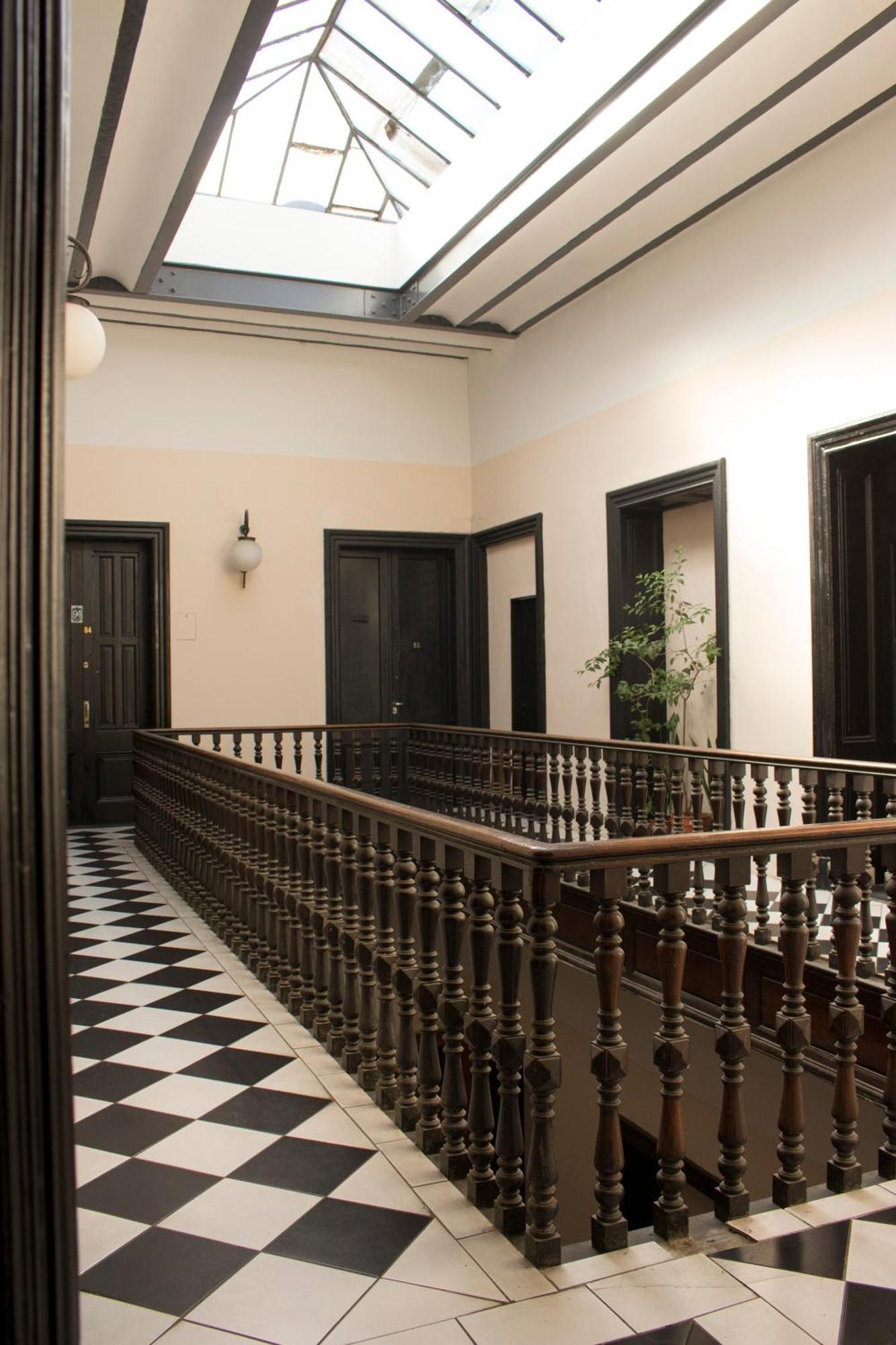 Apartamento Loft Antiguo Sobre Av De Mayo
