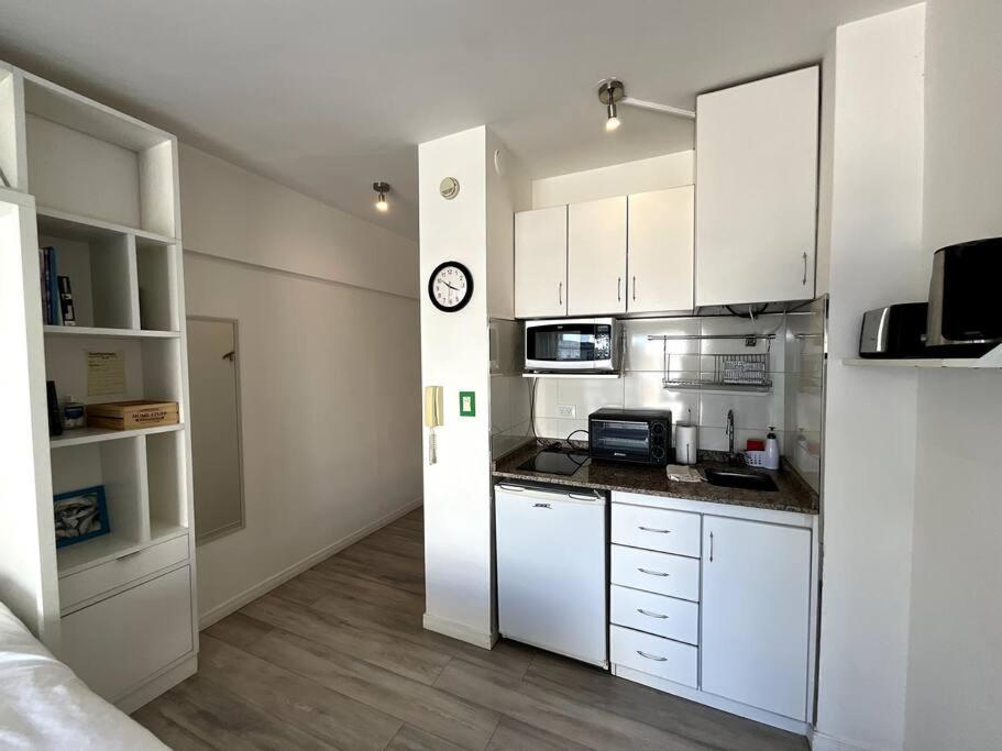 Luminoso Estudio En Palermo, Canitas Apartamento *