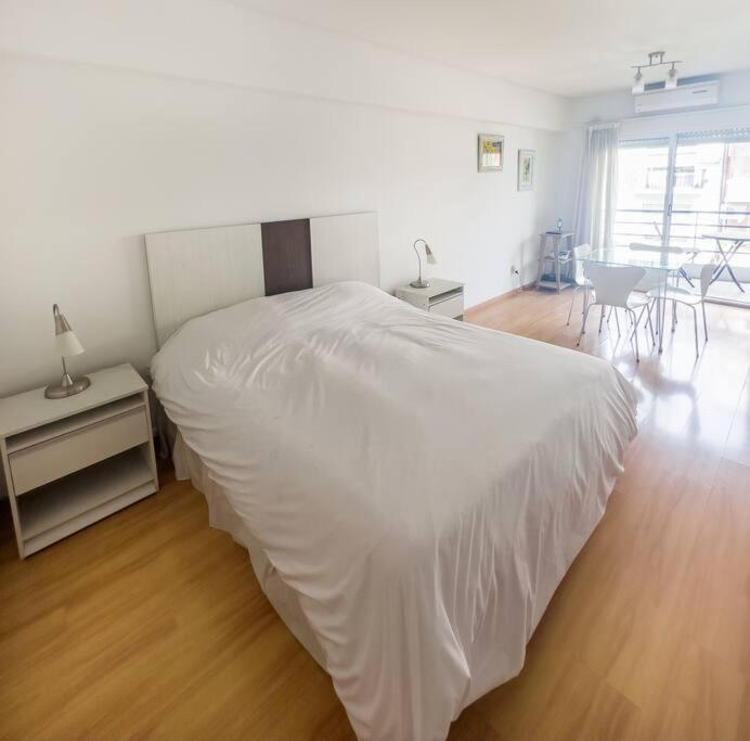 Amplio Monoambiente En Palermo Apartamento *
