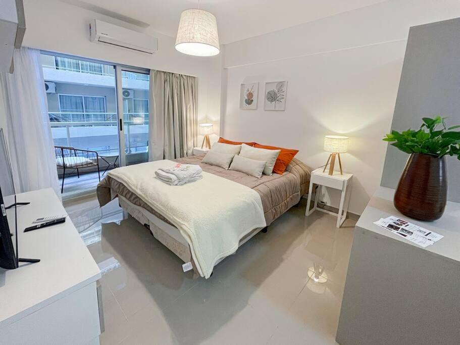 Hermoso Estudio Con Balcon Y Piscina- Paseo De La Cisterna- Uf 222 Apartamento