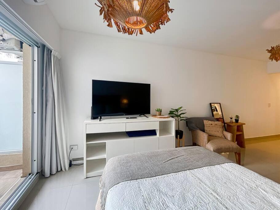 Apartamento Estudio San Telmo Con Piscina Y Balcon- Paseo De La Cisterna- Uf 201 *