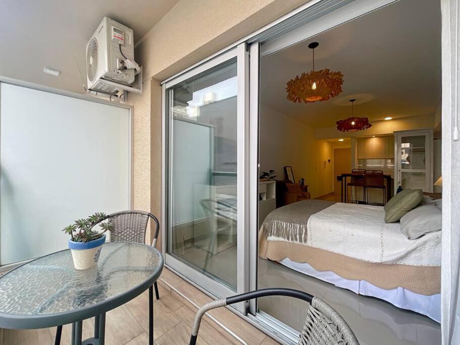 Estudio San Telmo Con Piscina Y Balcon- Paseo De La Cisterna- Uf 201 Ciudad Autónoma de Buenos Aires