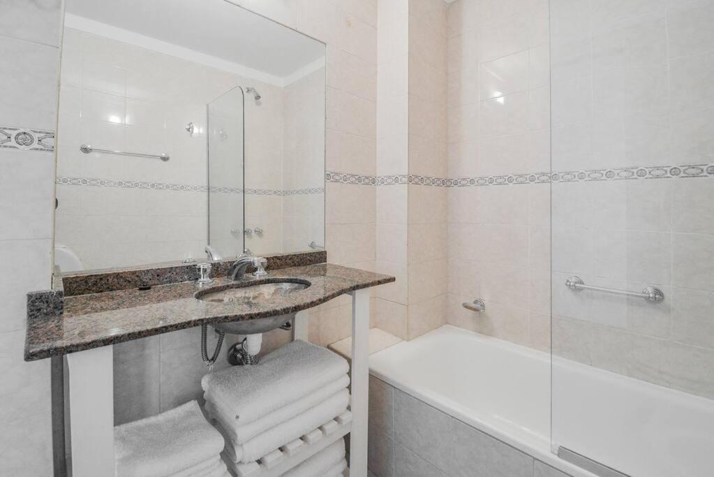 Comodo Apartamento En Palermo, Argentina Apartamento