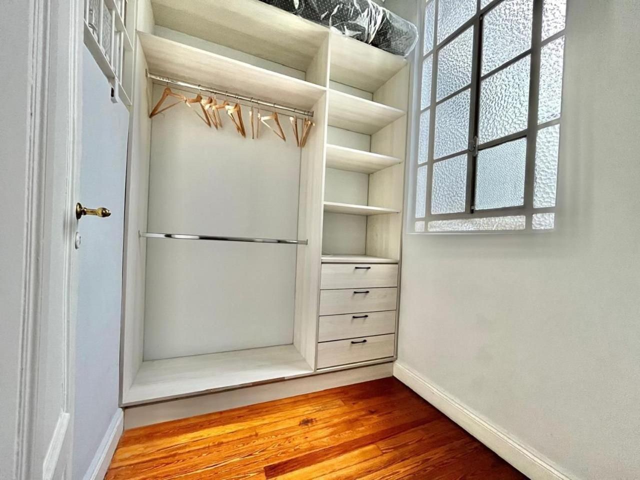 Apartamento Enjoy Vallanhost @ Lavalle - 63 Buenos Aires