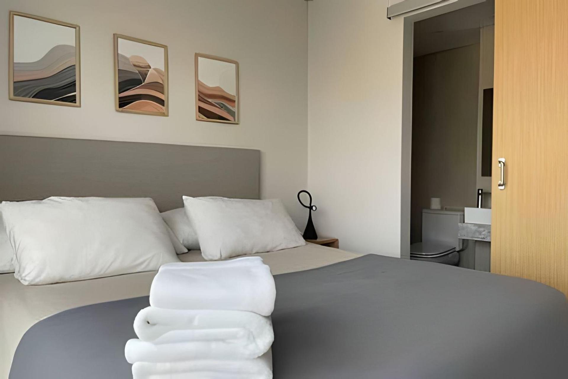 Enjoy Vallanhost @ Matienzo Lot - 112 *