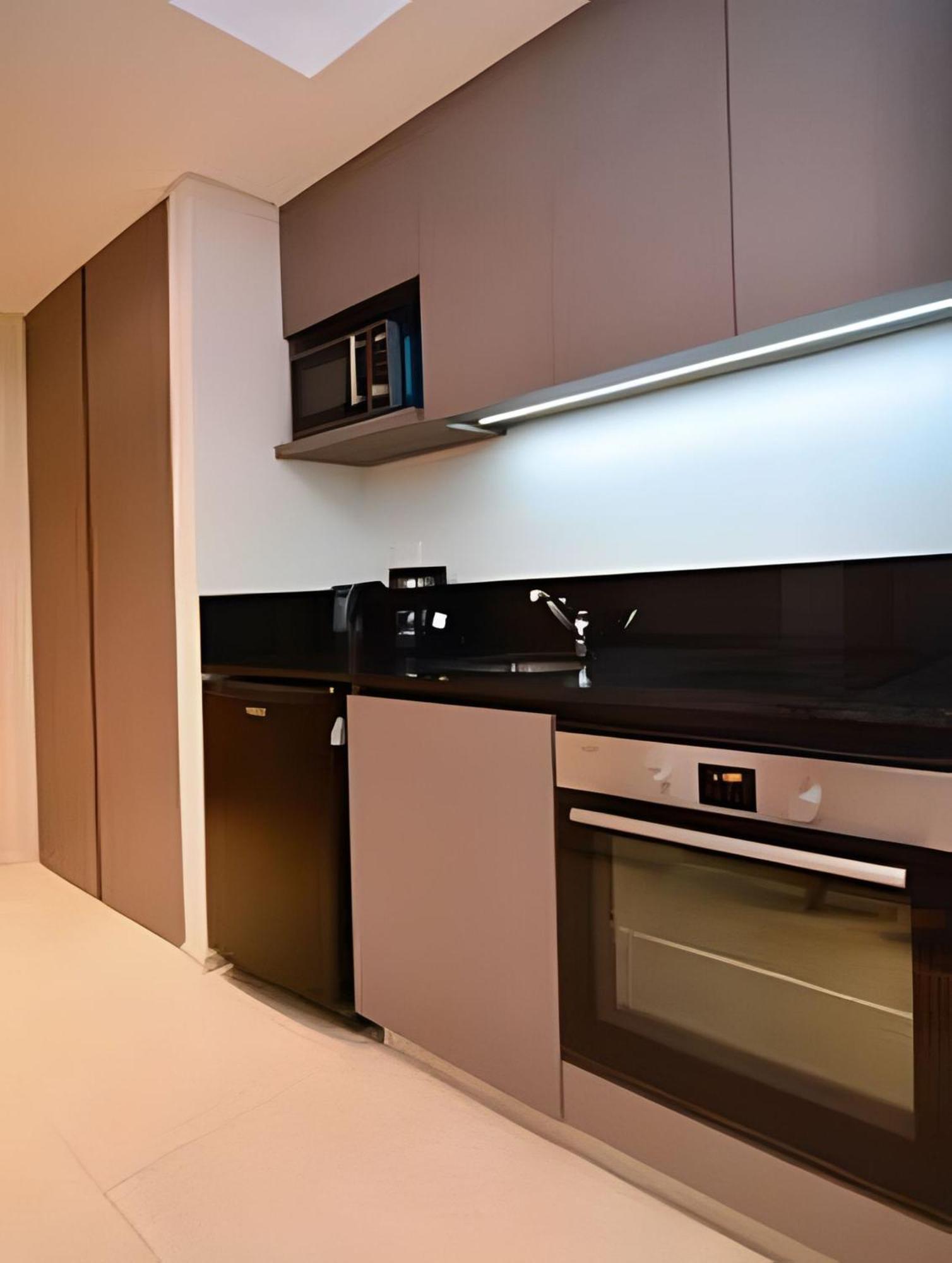 Enjoy Vallanhost @ Matienzo Lot - 12 *