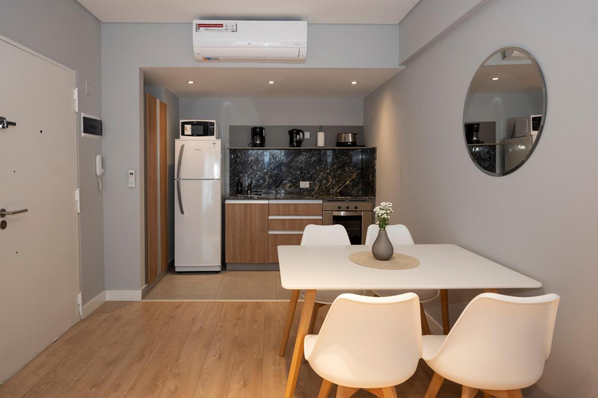 Apartamento Confortable Monoambiente En Almagro, A Pasos Del Hospital -g1- Buenos Aires