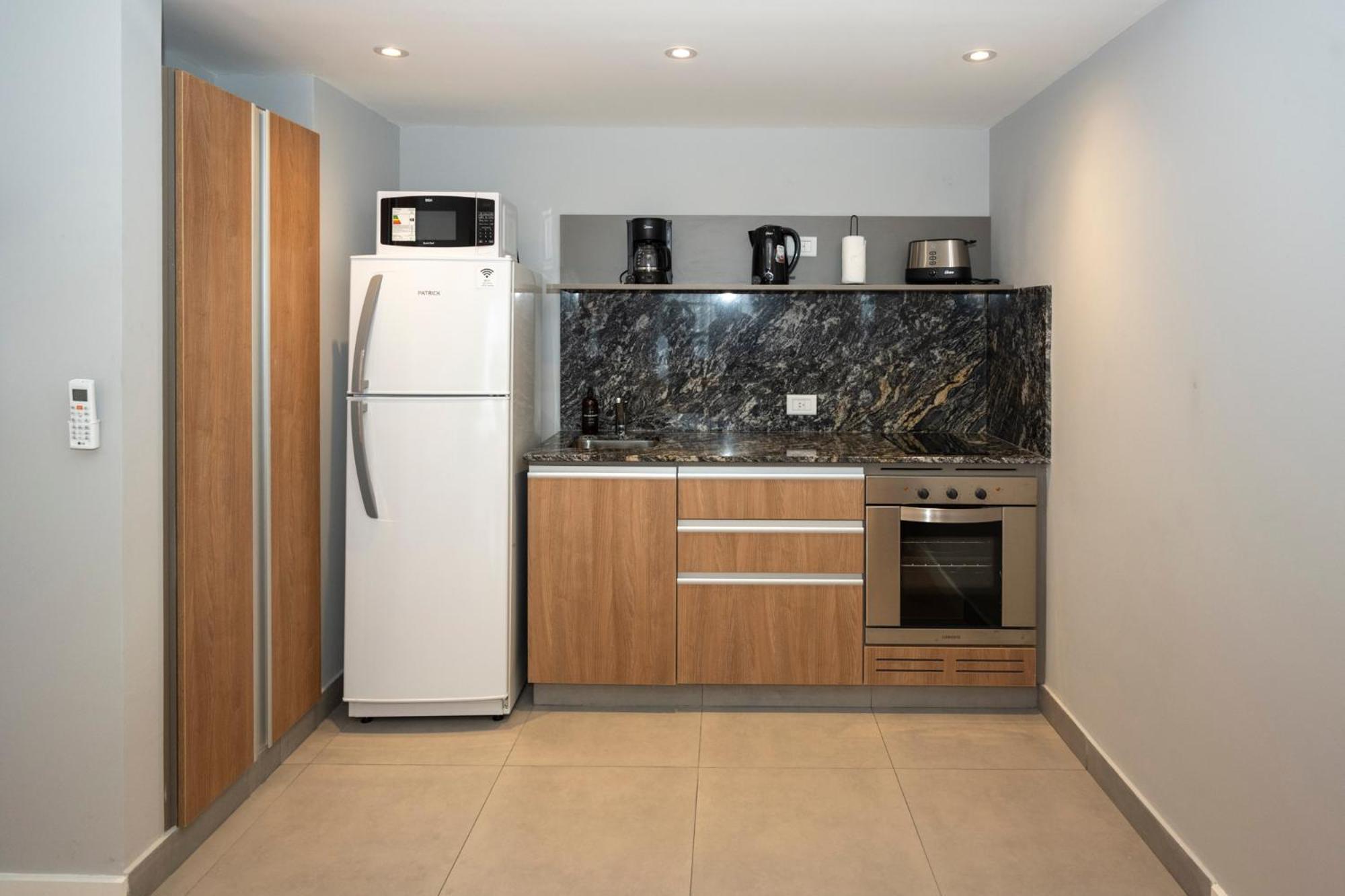 Apartamento Confortable Monoambiente En Almagro, A Pasos Del Hospital -g1-