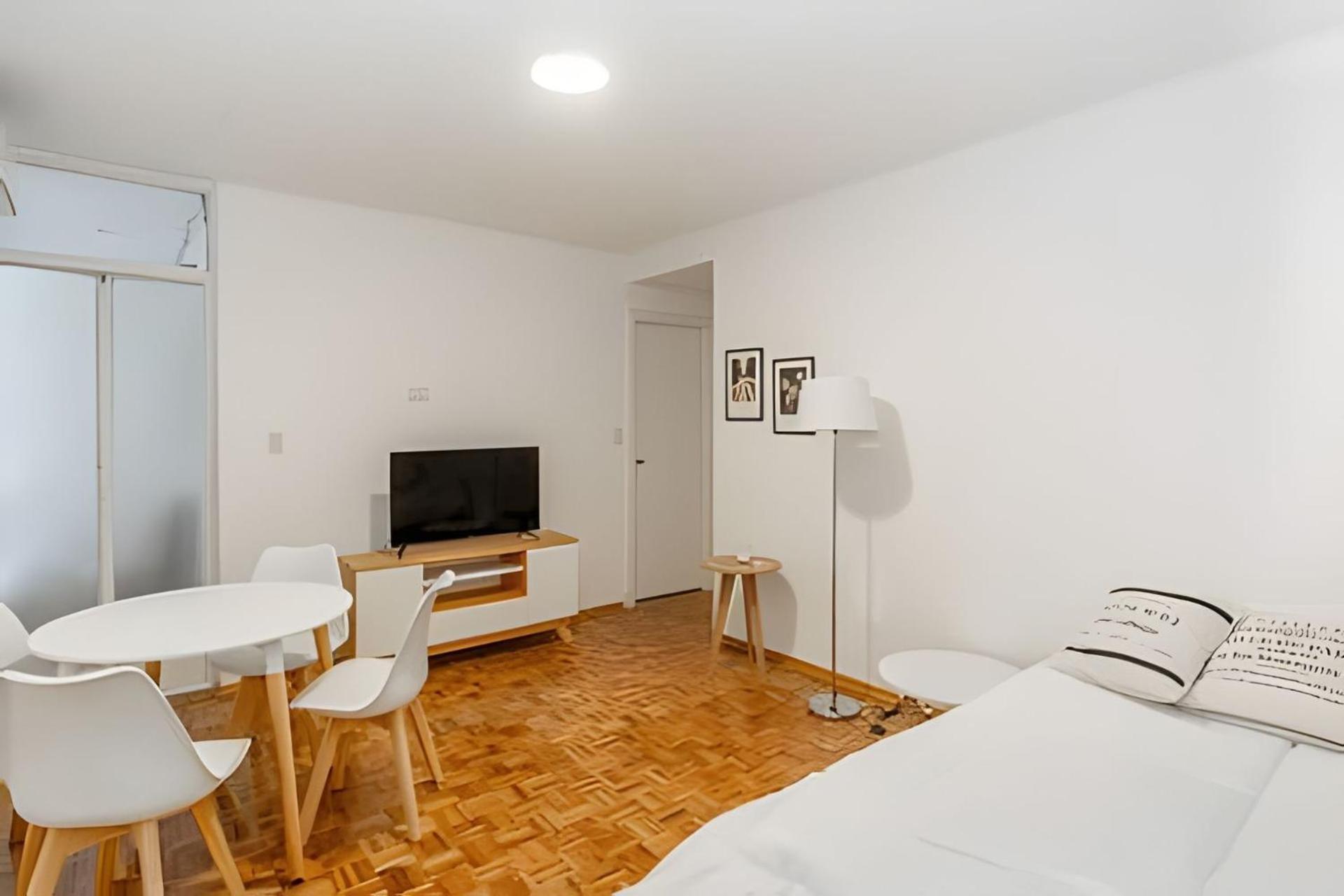 Apartamento Reciclado En El Corazon De Palermo 4p *
