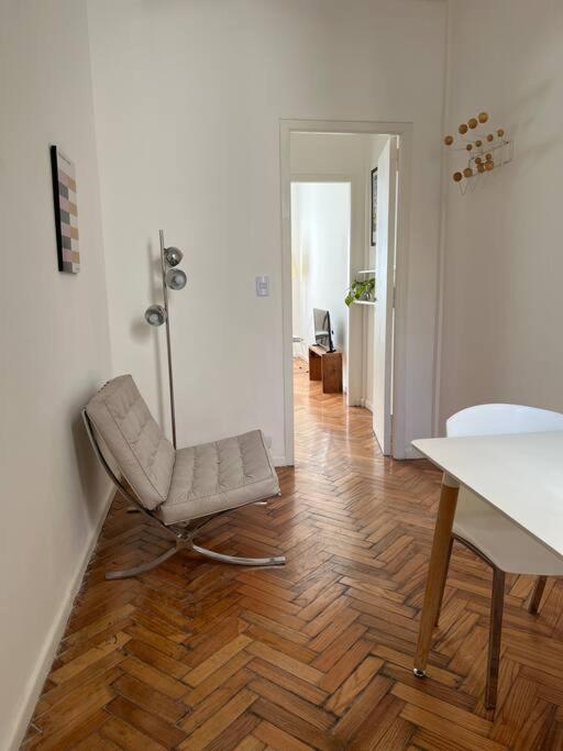 Departamento Minimalista Y Luminoso En Recoleta Apartamento