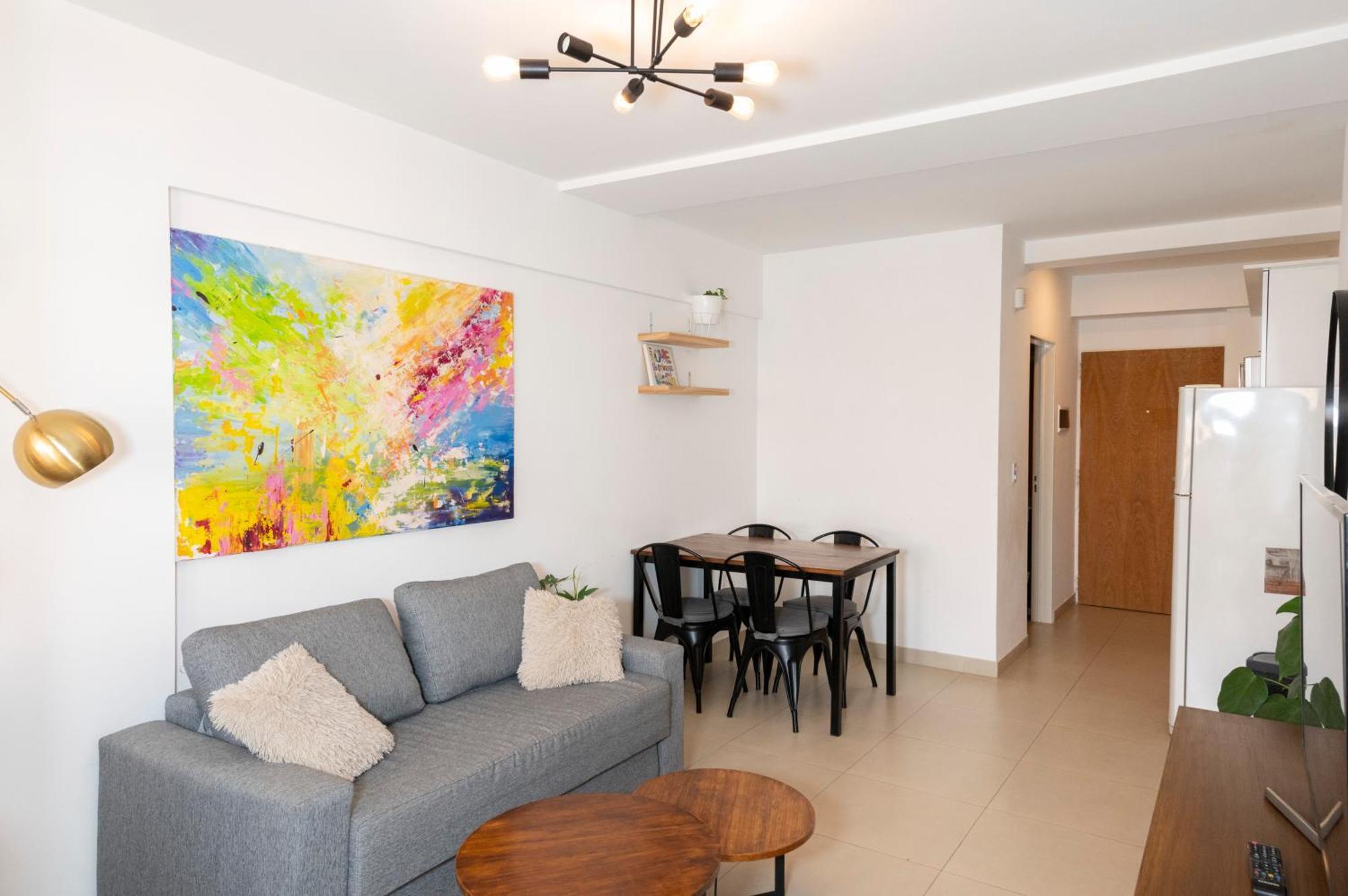 A Estrenar! En El Cwntro De Ba. Con Parilla Y Pileta Apartamento *