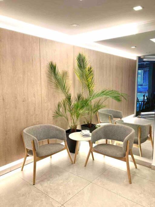 Cerezo Lovely Apartamento