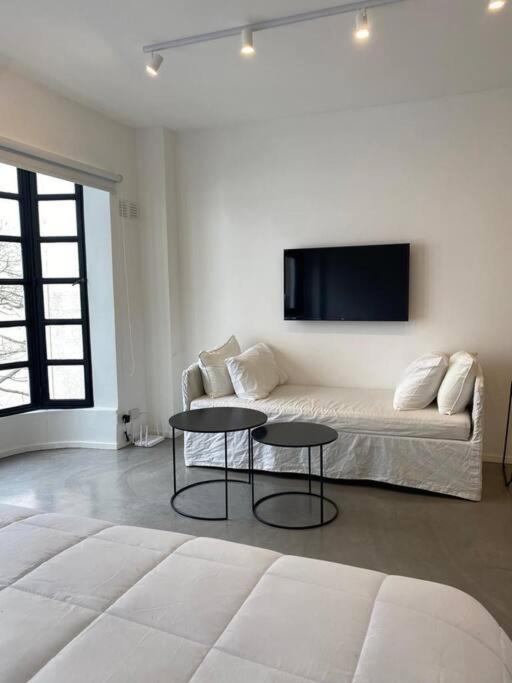 Apartamento Departamento Suipacha Y Arroyo *