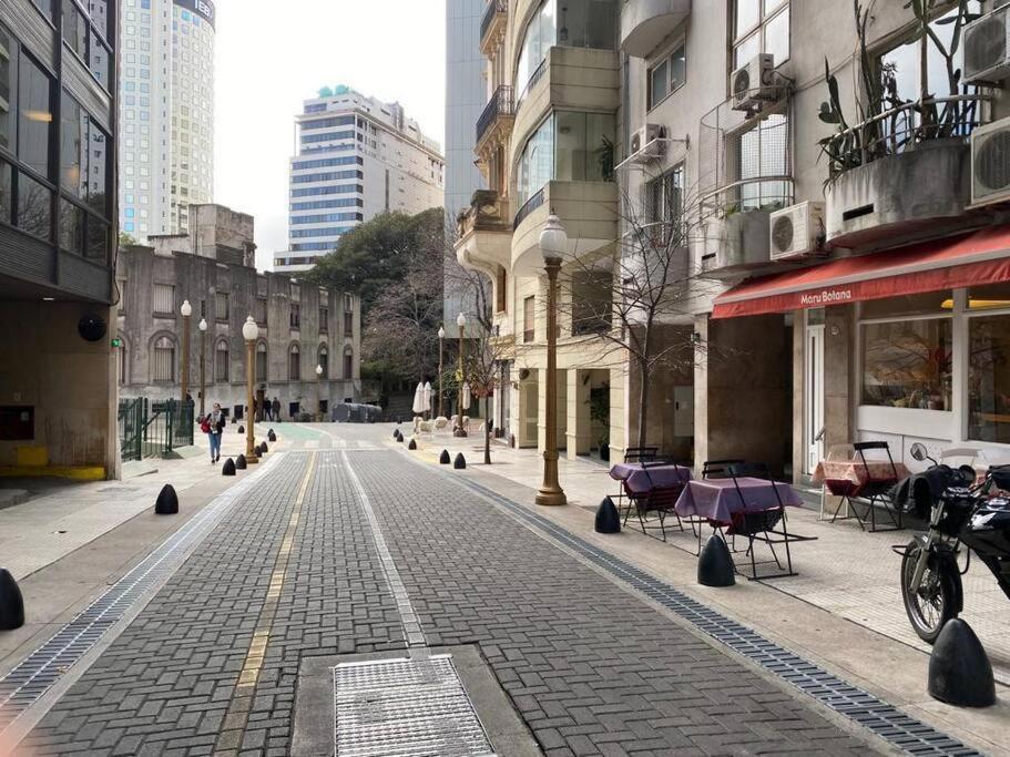 Departamento Suipacha Y Arroyo * Ciudad Autónoma de Buenos Aires