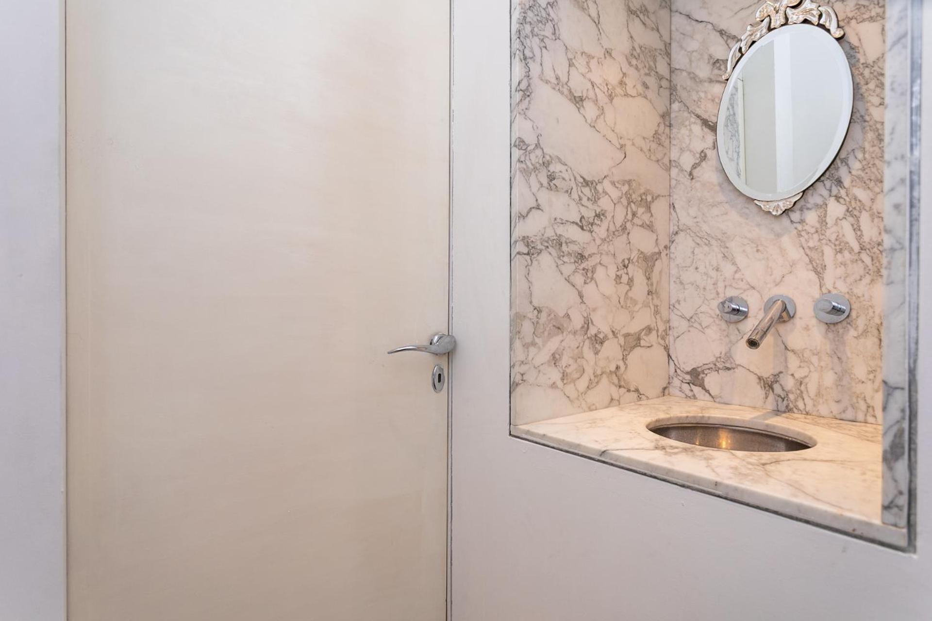 Apartment Faena Residences !