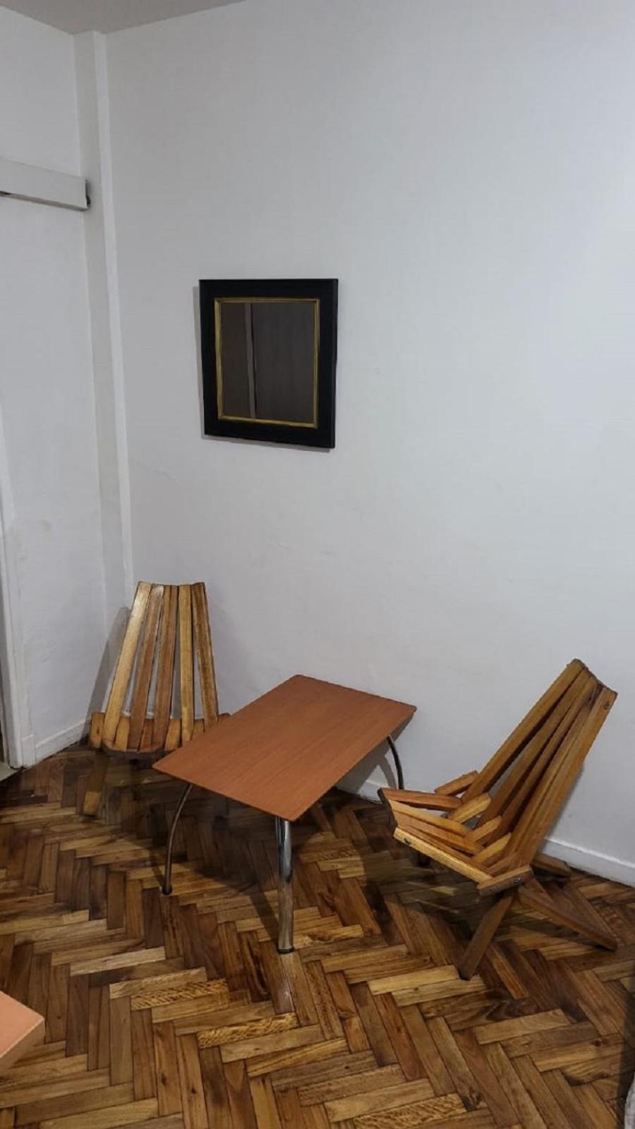 Apartamento Luminoso Y Calido Con Balcon A La Calle *