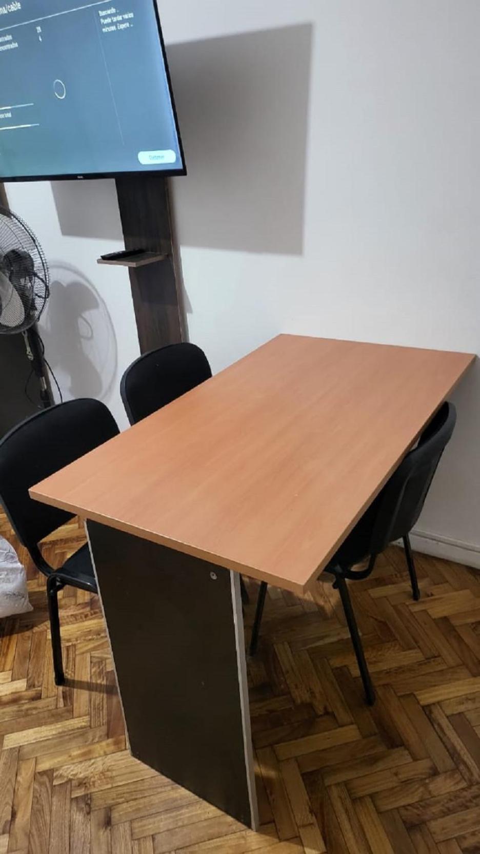 Apartamento Luminoso Y Calido Con Balcon A La Calle