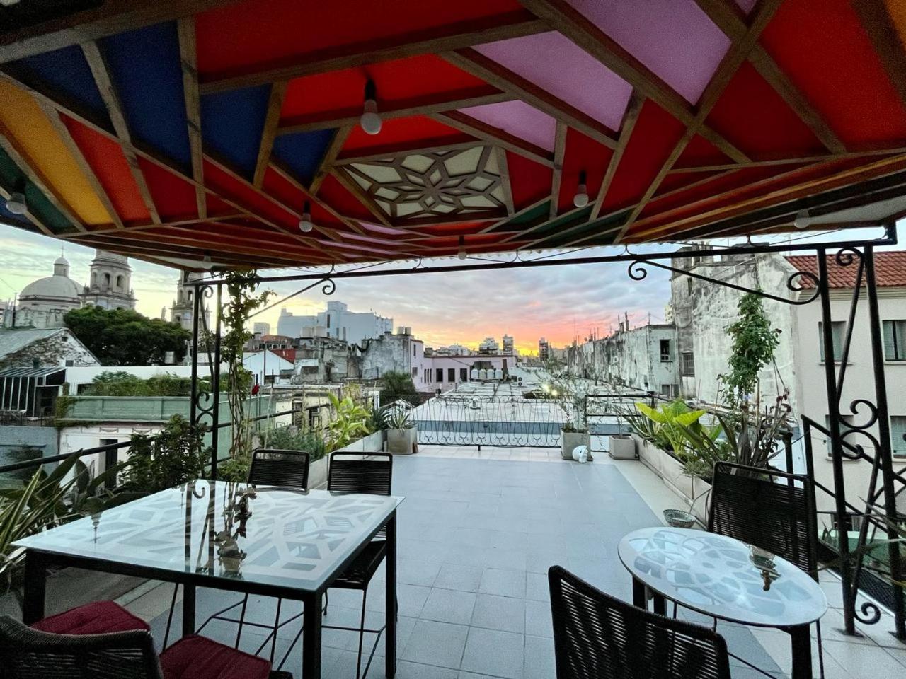 Enchanting Townhouse Loft In Heart Of San Telmo Apartamento