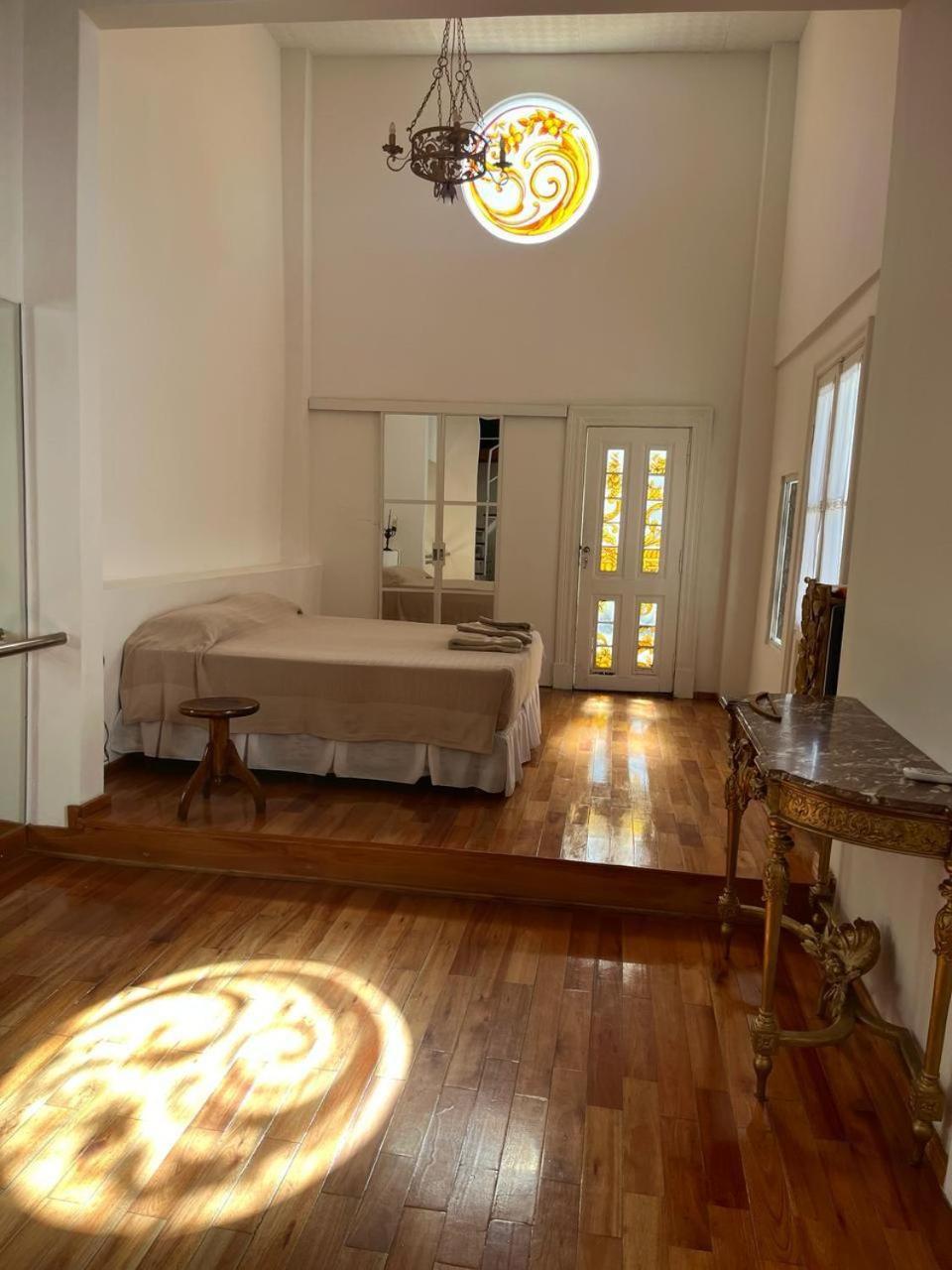 Enchanting Townhouse Loft In Heart Of San Telmo Apartamento Buenos Aires