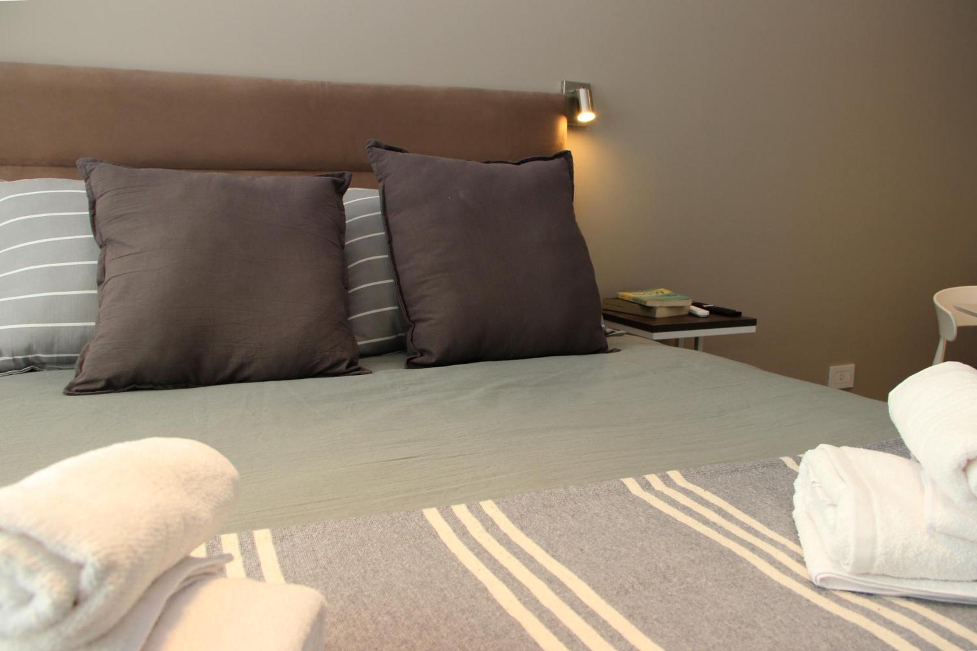 In House Ba - Le Coq Apartahotel