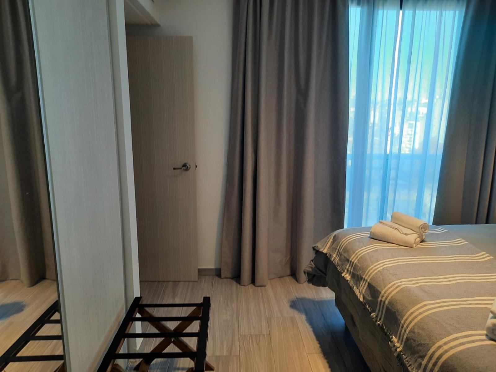 In House Ba - Le Coq Apartahotel