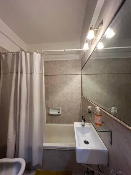 Apartamento Recoleta Uptown - Comfortable Up To 4 Guests Ciudad Autónoma de Buenos Aires