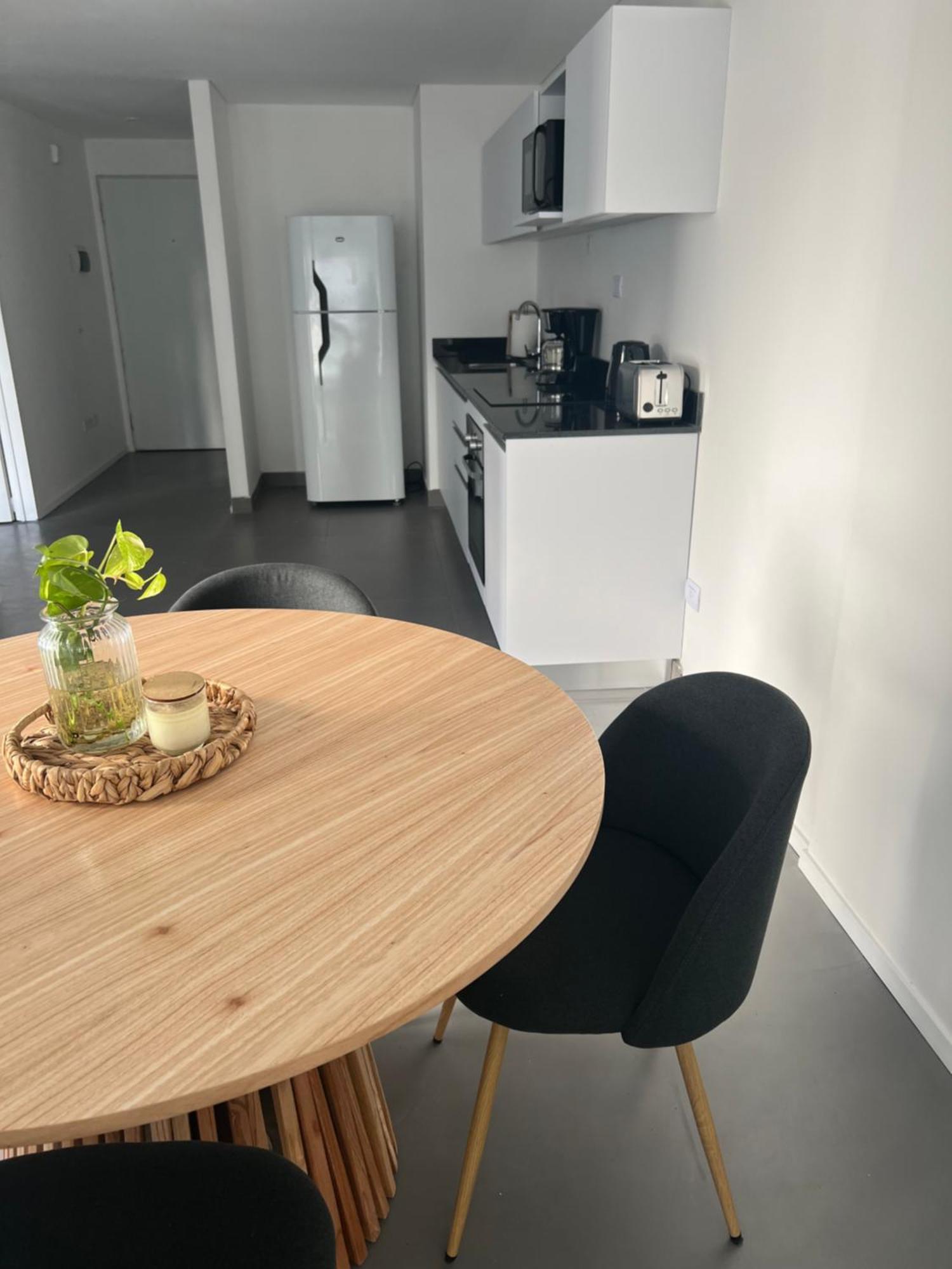 Apartamento Uriburuhome-recoleta,2 Amb Estrenar-4 Pers Con Cochera