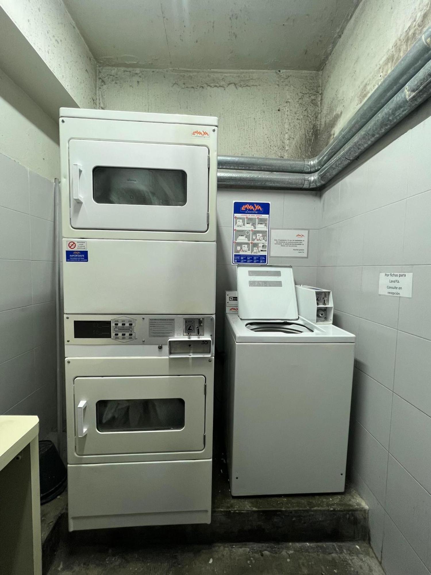 Apartamento Moderno Y Amplio Departamento En Torre De Lujo Sobre La Calle Cabello
